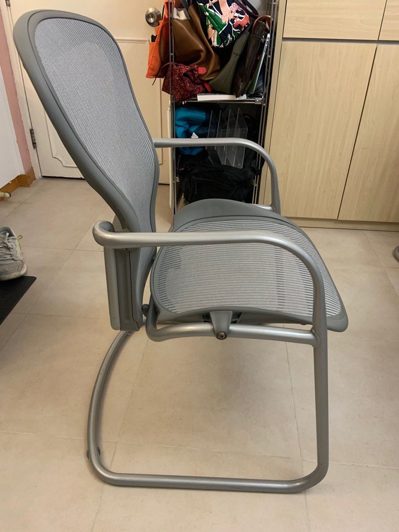 Herman miller aeron guest chair deals