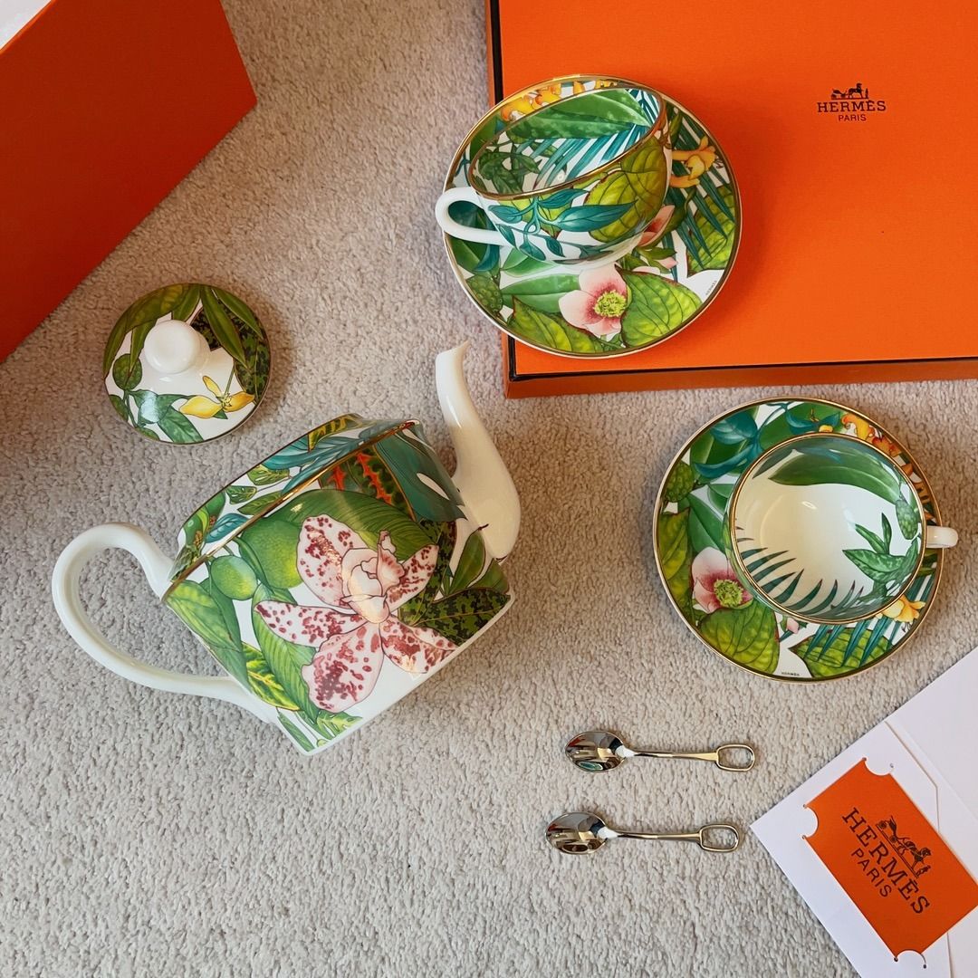 hermes tea set, Furniture & Home Living, Kitchenware & Tableware