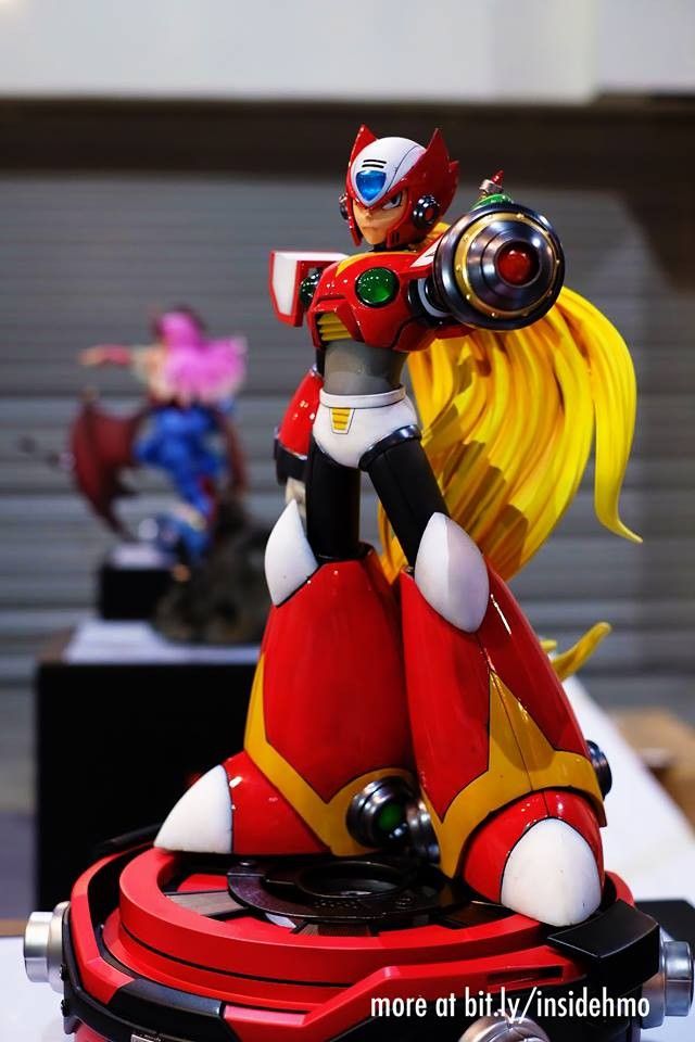 Megaman 2025 zero statue