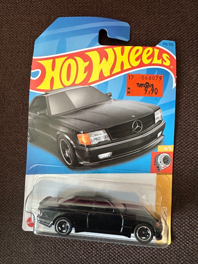 Hotwheels (Category: Vehicle & Diecast Models) located in Singapore. Submitted by takeithigh (Listing ID 1224947430, Image 3). Description: Hotwheels as shown. Selling as a set.