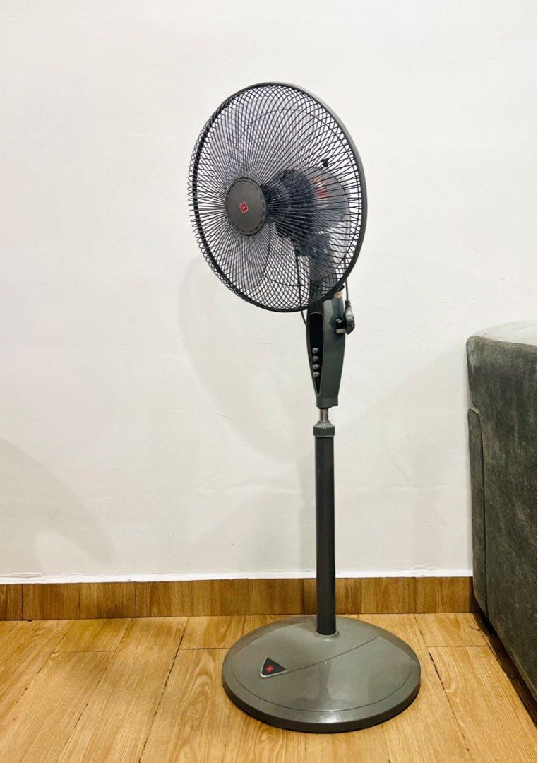 KDK KX405 FAN STAND, Furniture & Home Living, Lighting & Fans, Fans on