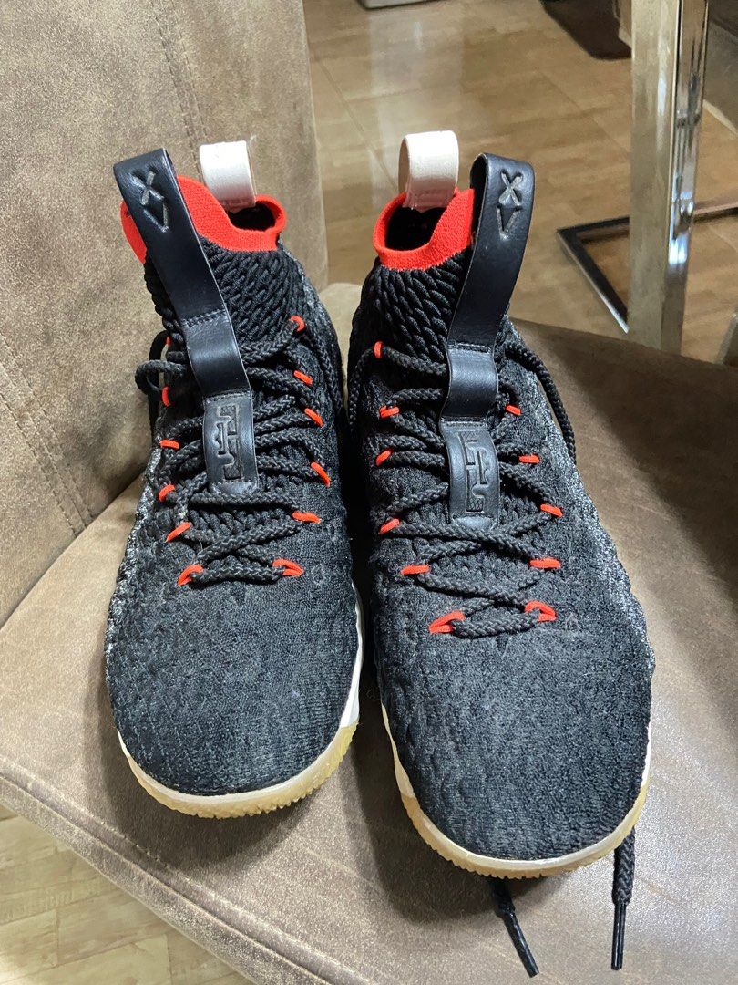 Crimson lebron shop 15