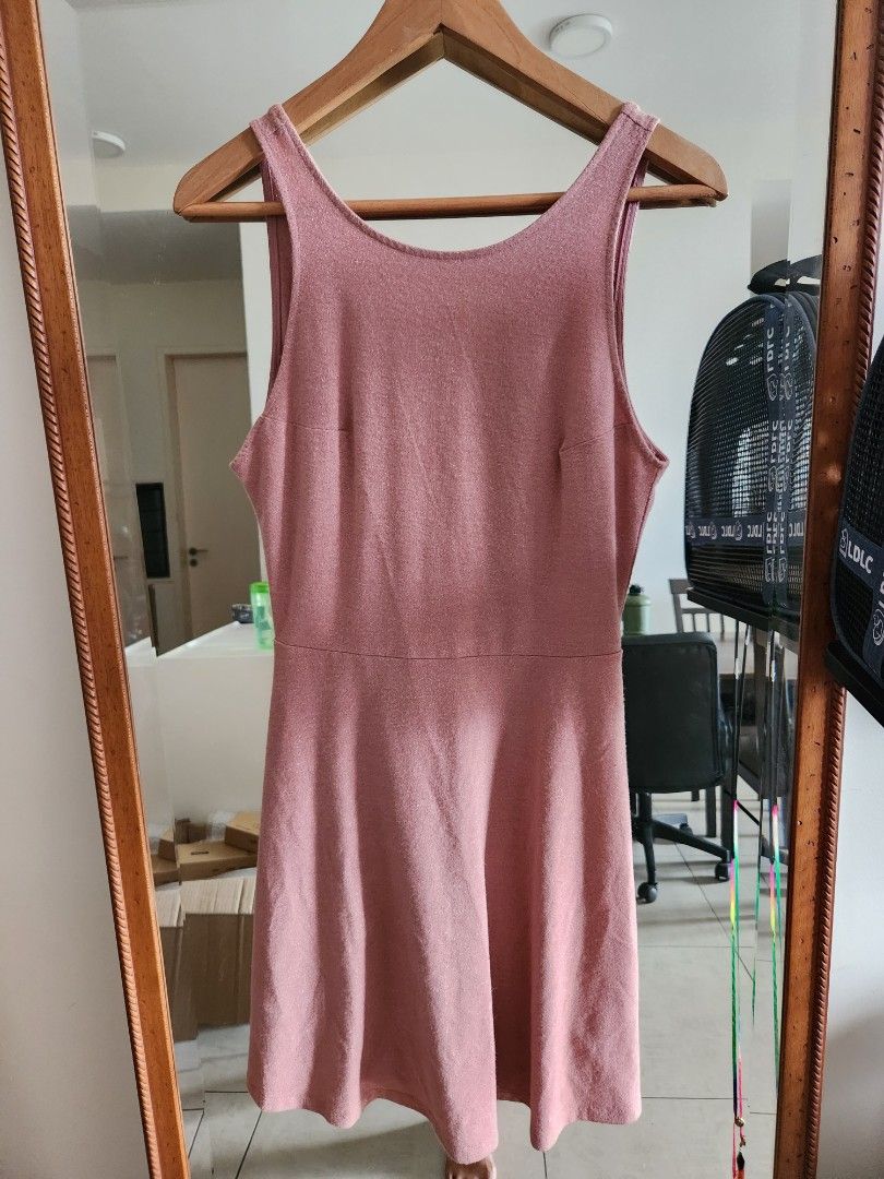 Light pink hotsell dress h&m