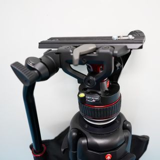 Manfrotto Pro Tripod Set - Nitrotech 612 Fluid Video Head With Continuous CBS (MVH612AH) + MVTTWINMC CF Twin leg with Middle Spreader Video Tripod 100/75mm Bowl