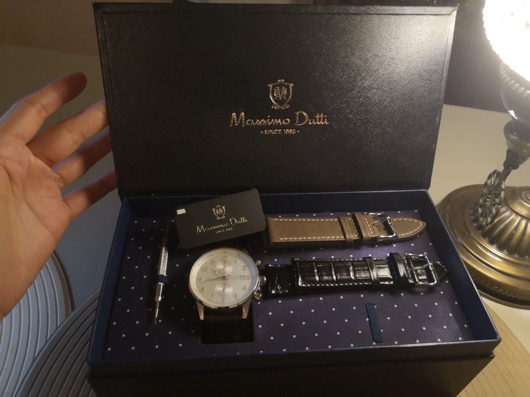 Massimo dutti watch set
