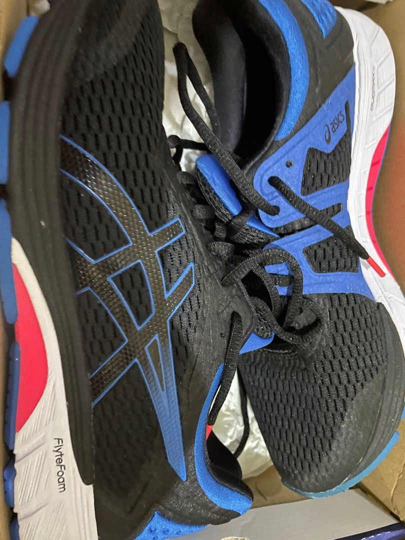 Asics shoes size top 9