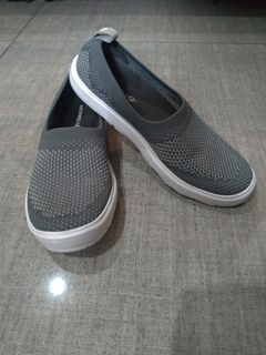 Merrell around town store city moc knit