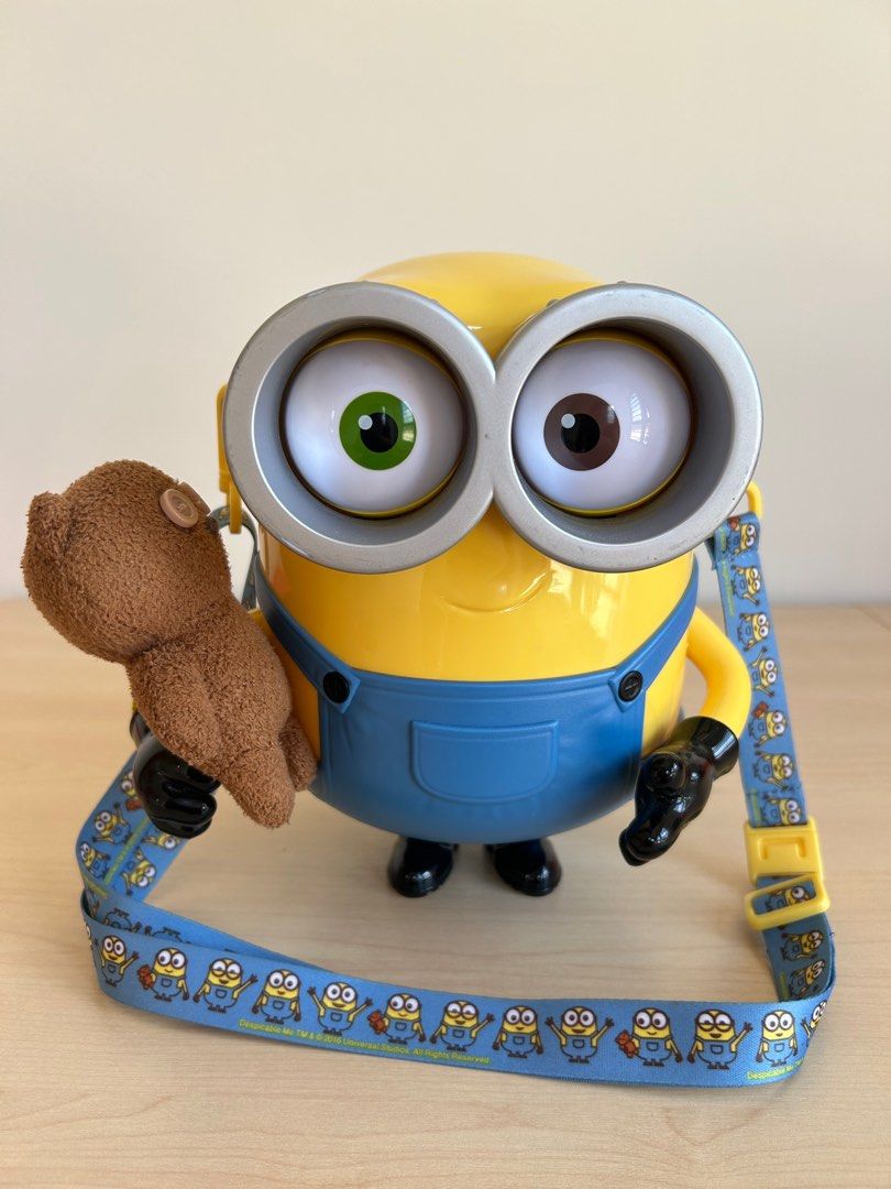 Minion popcorn bucket USJ taking sound, Hobbies & Toys, Collectibles