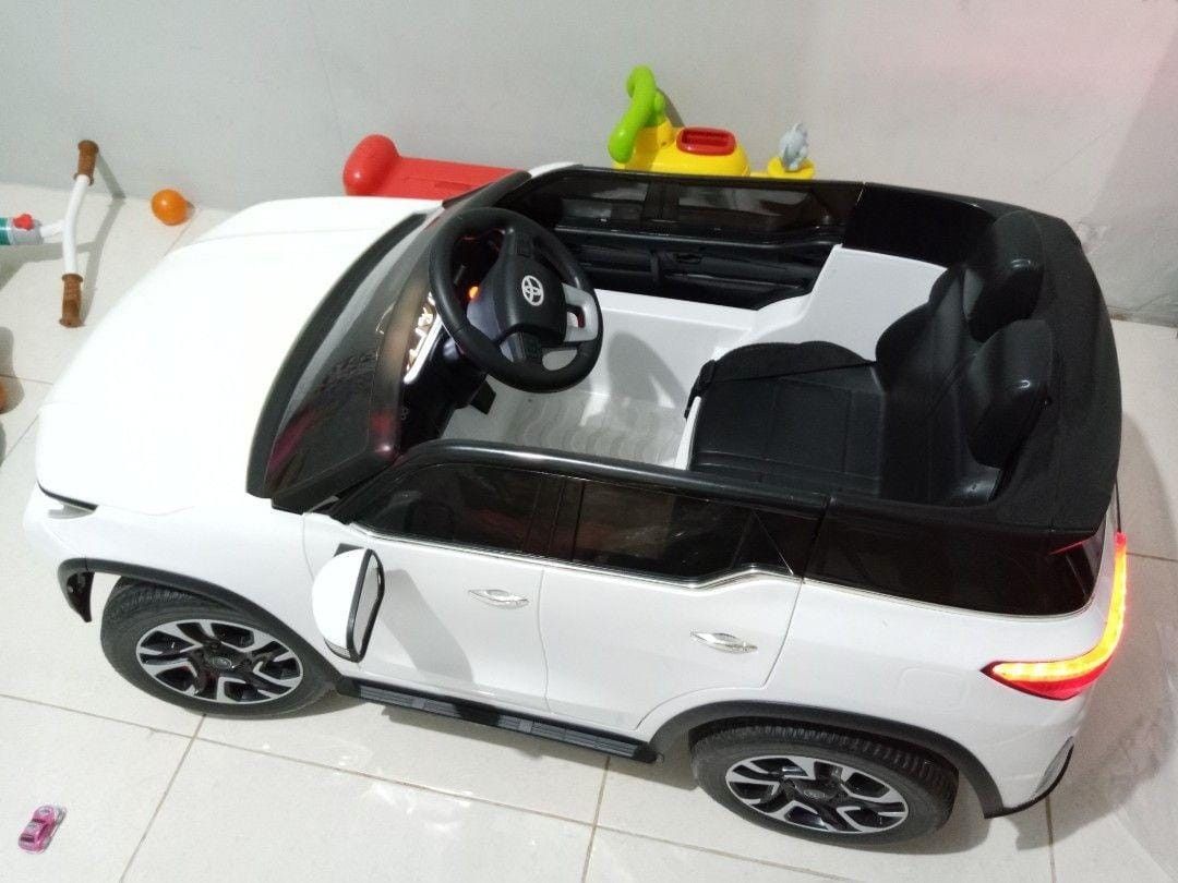 Mobil aki Fortuner on Carousell