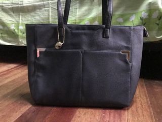 (Category: ) located in . Submitted by preloved.10 (Listing ID 1225007304, Image 1). Description: .