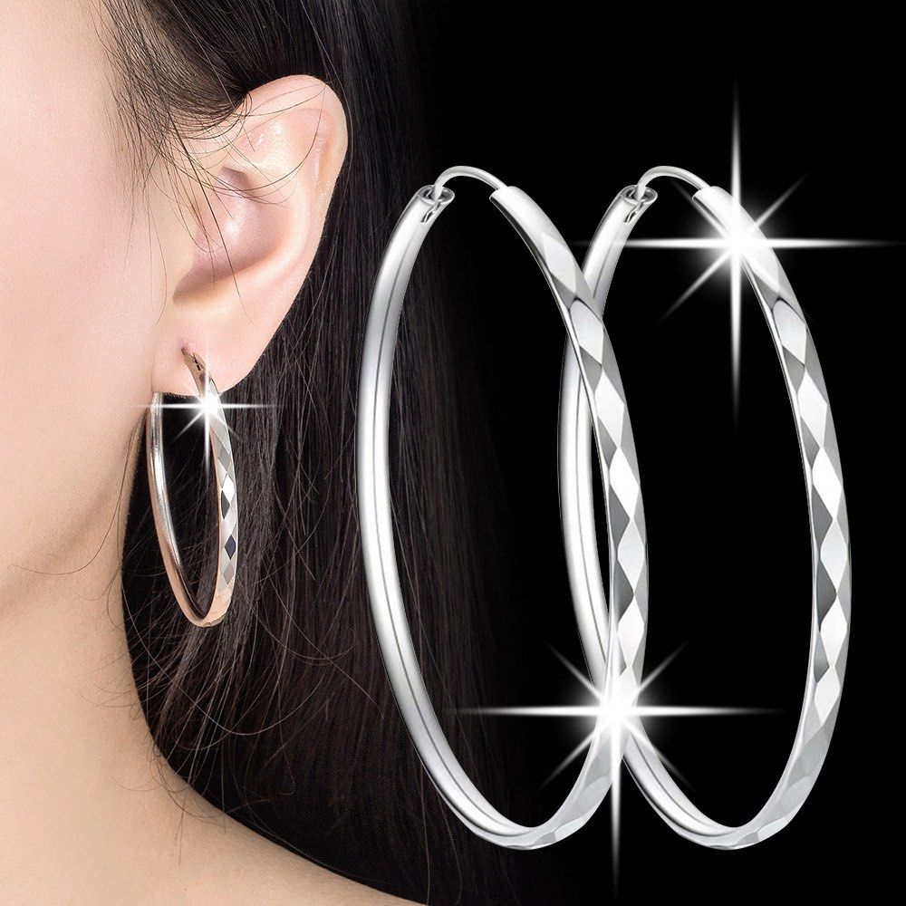 New Fashion Hoop Earrings Silver Color Smooth Loop Earrings Round