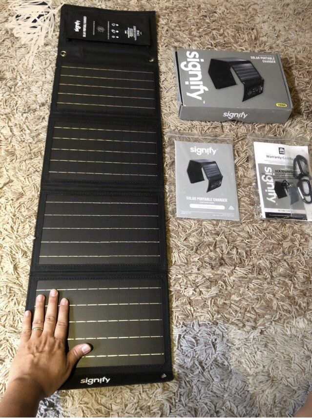 New Imported Signify 28w 5v Solar Carry Around 4 Panel Portable Charger