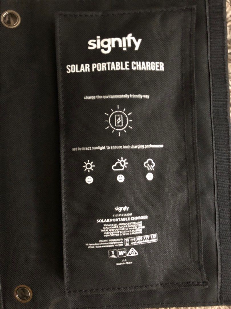 New Imported Signify 28w 5v Solar Carry Around 4 Panel Portable Charger