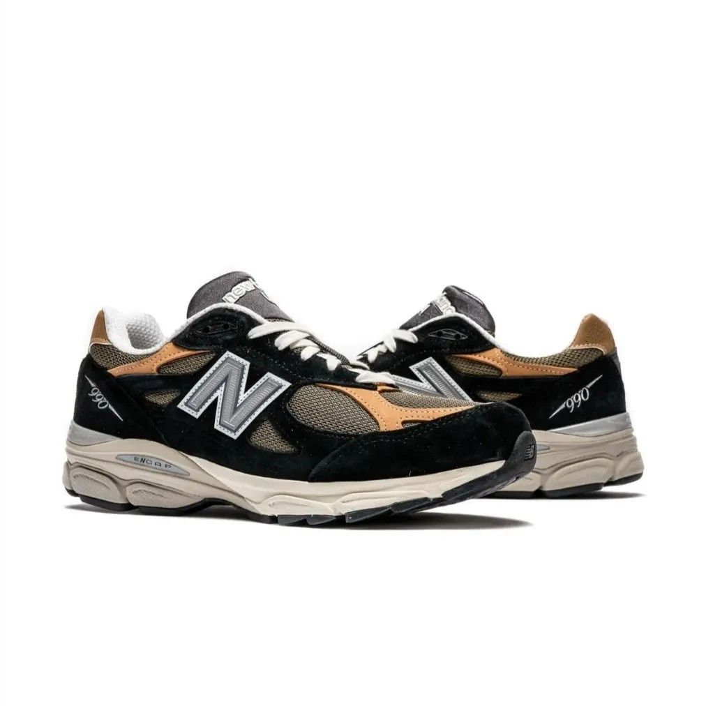 New Balance 990V3 