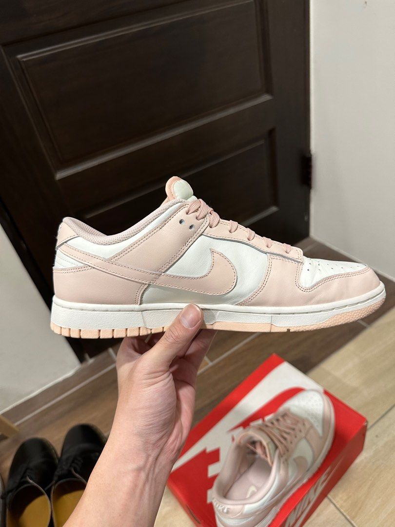 Nike Dunk Low “Orange Pearl”, 他的時尚, 鞋, 休閒鞋在旋轉拍賣