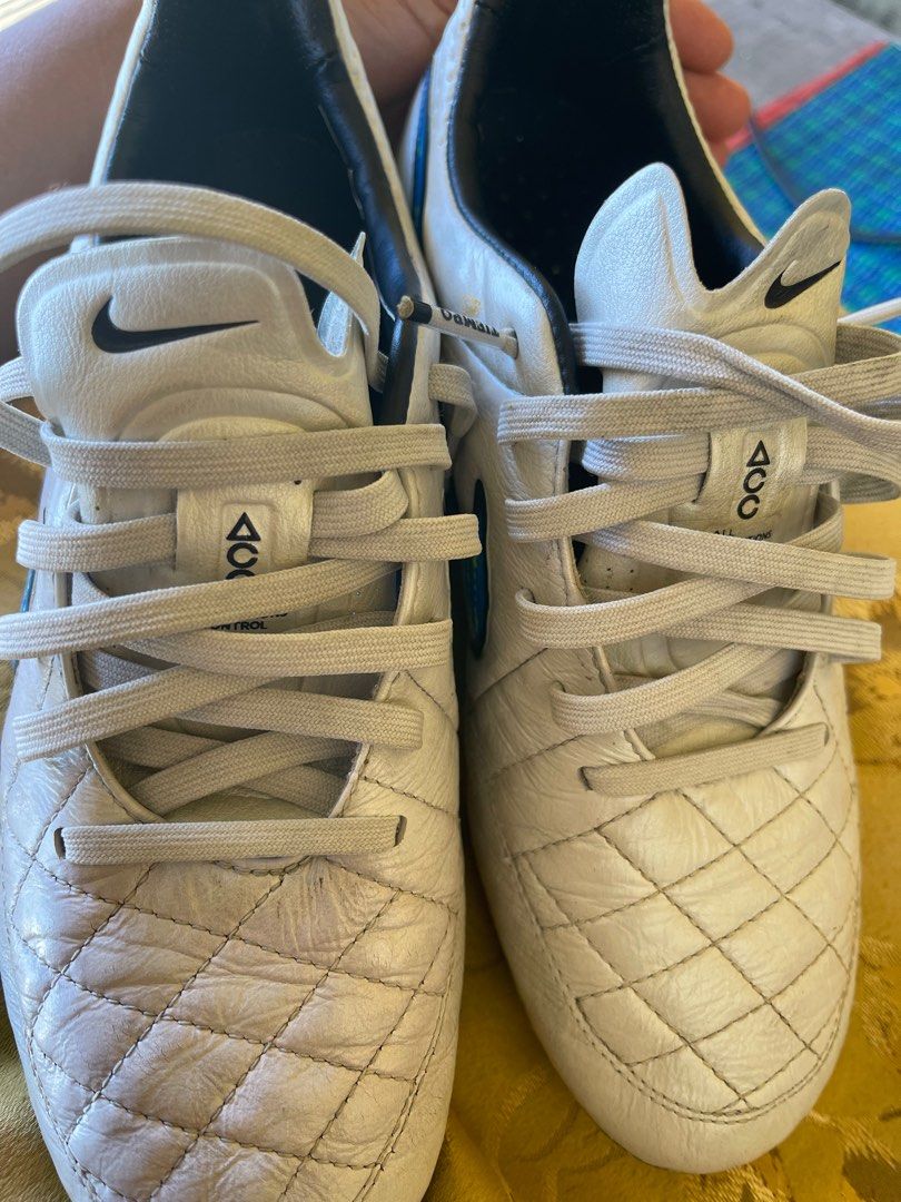 nike tempo, Men's Fashion, Footwear, Boots on Carousell