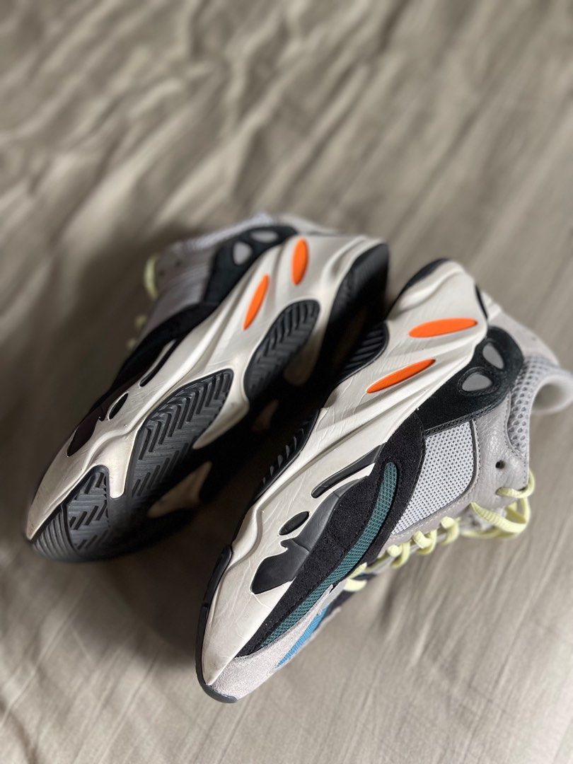 yeezy og wave runner