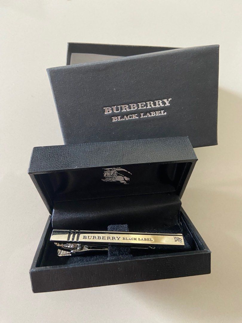 Burberry tie deals case