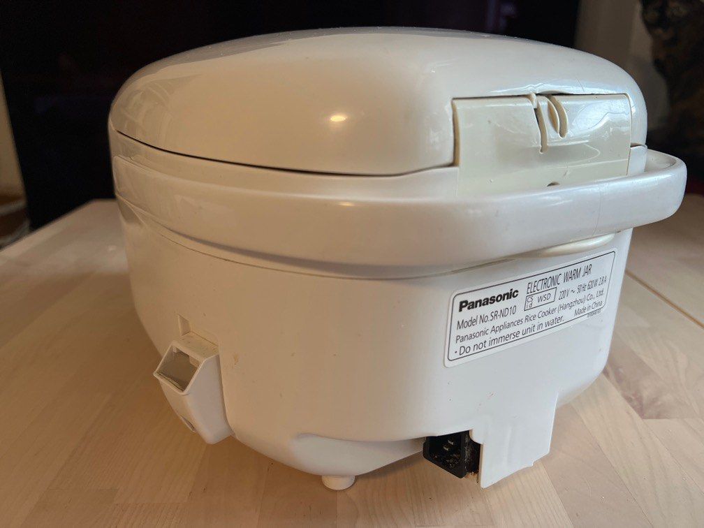 Panasonic SRND10 Rice Cooker, 家庭電器, 廚房電器, 鍋具 Carousell