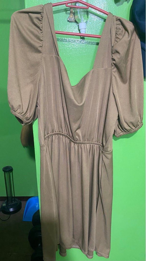 Plus Size Knitted Plain Squareneck Dress (Category: Dresses) located in Quezon City. Submitted by patsutsay21 (Listing ID 1224919408, Image 2). Description: Plus Size Knitted Plain Squareneck Dress Brand New Never worn.
