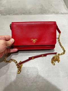 Prada wallet on chain in blue. 100% authentic. Came with original dusk bag  and receipt., Luxury, Bags & Wallets on Carousell