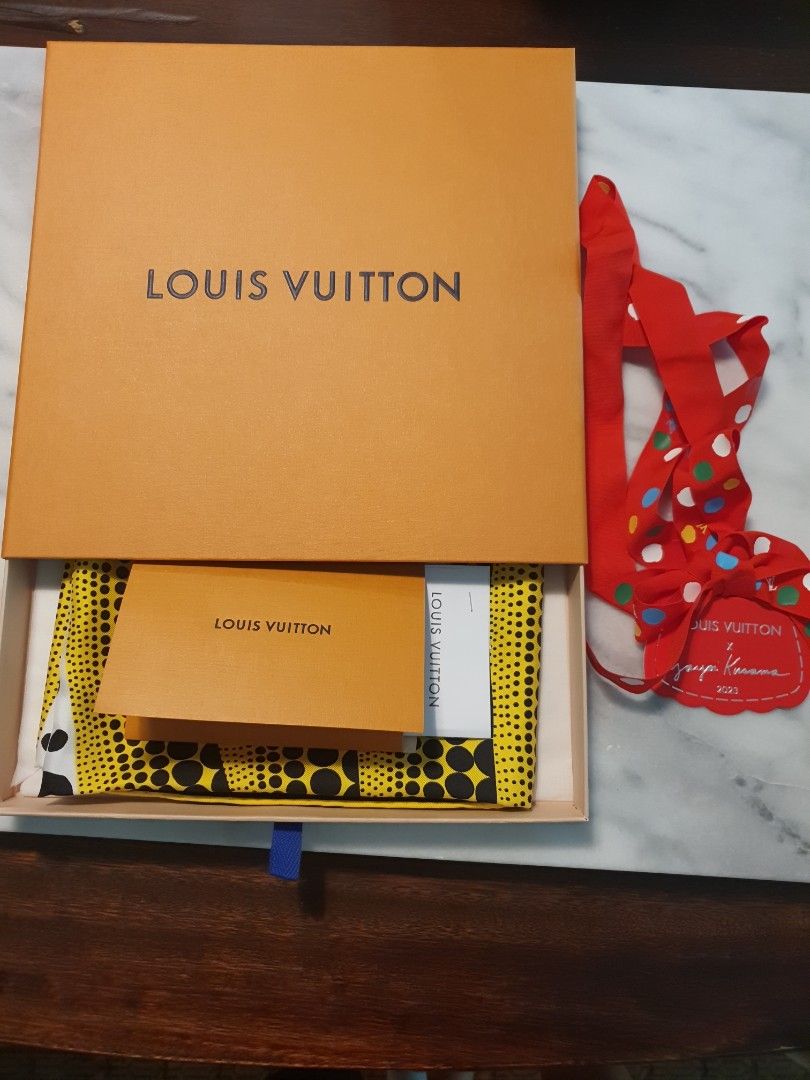 Yayoi Kusama Louis Vuitton Pumpkin Scarf Red LV X YK INFINITY DOTS SQUARE 90