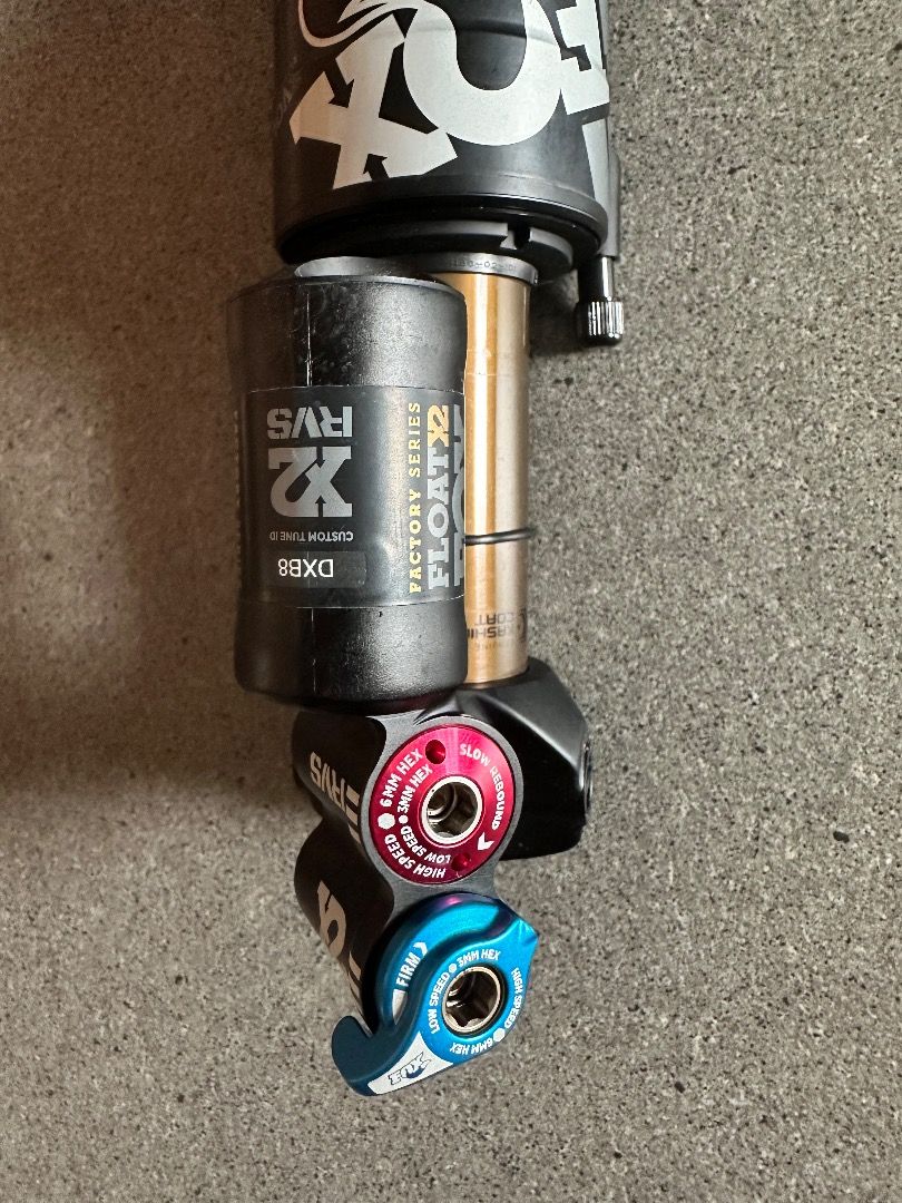 Rear Shock FOX FLOAT X2 Factory, Rx Trail Tune, 2position adjustment
