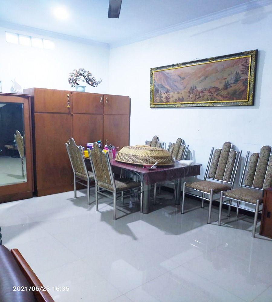 rumah_dijual_3_lantai_di_pegan_1680750806_2621af2e_progressive