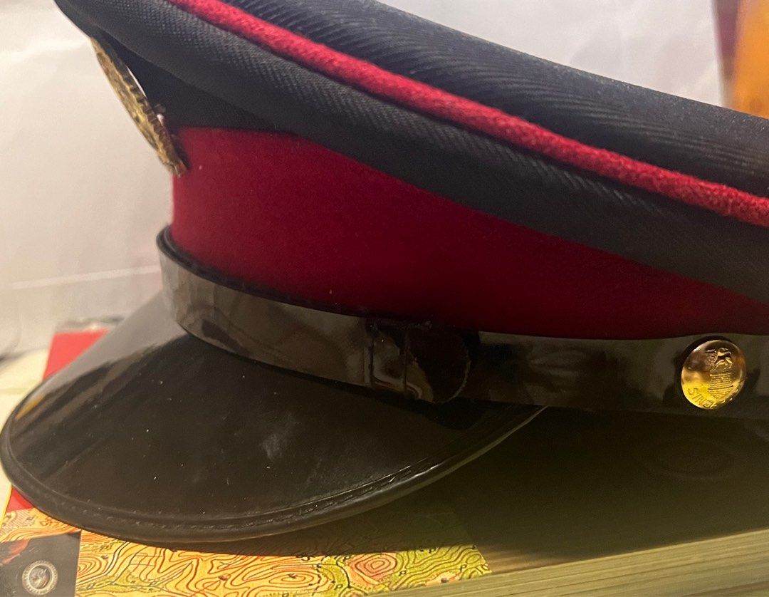 SAF peak cap