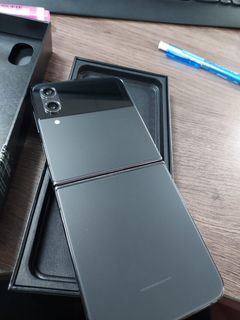 (Category: ) located in . Submitted by mobilemallsg (Listing ID 1224918996, Image 1). Description: .