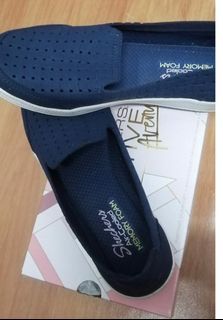 Skechers Air Cooled Memory Foam