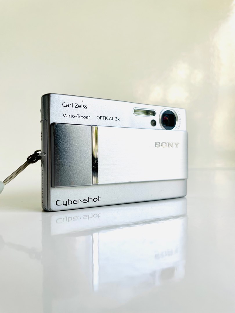 Sony Cybershot DSC-T10 Silver, Photography, Cameras on Carousell