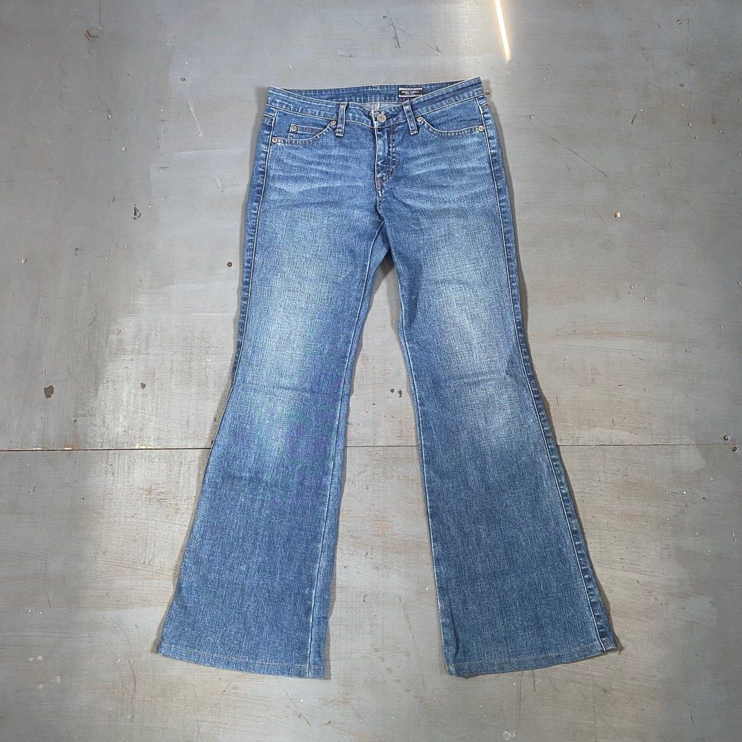 Vintage 00's Y2K Mid Rise Blue Jeans by YMI - Depop