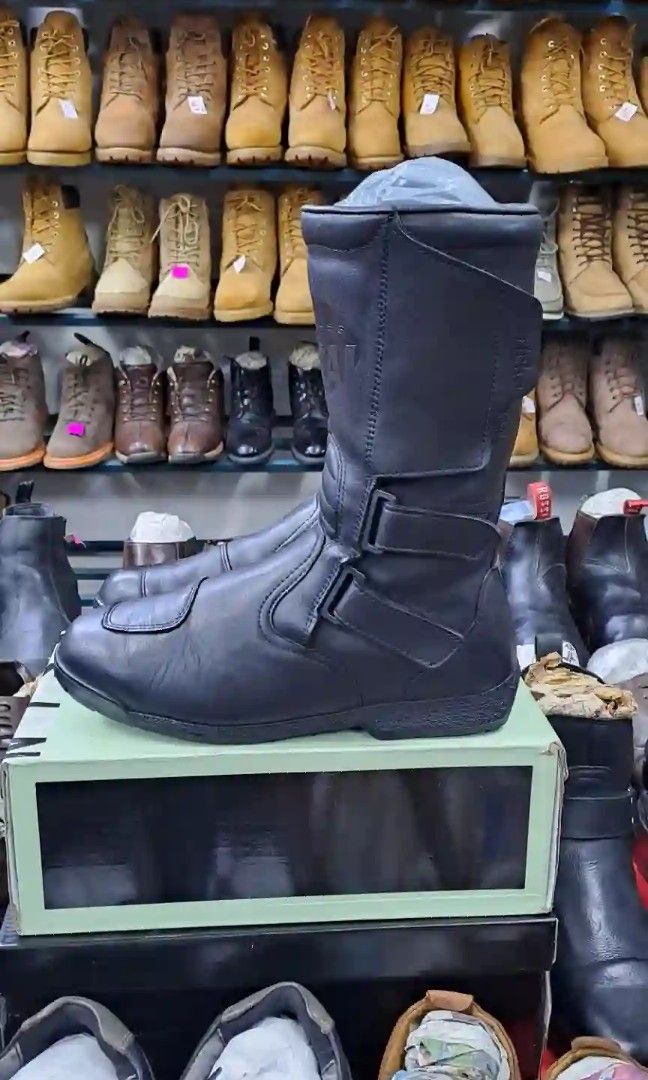 Yard boots size best sale 7