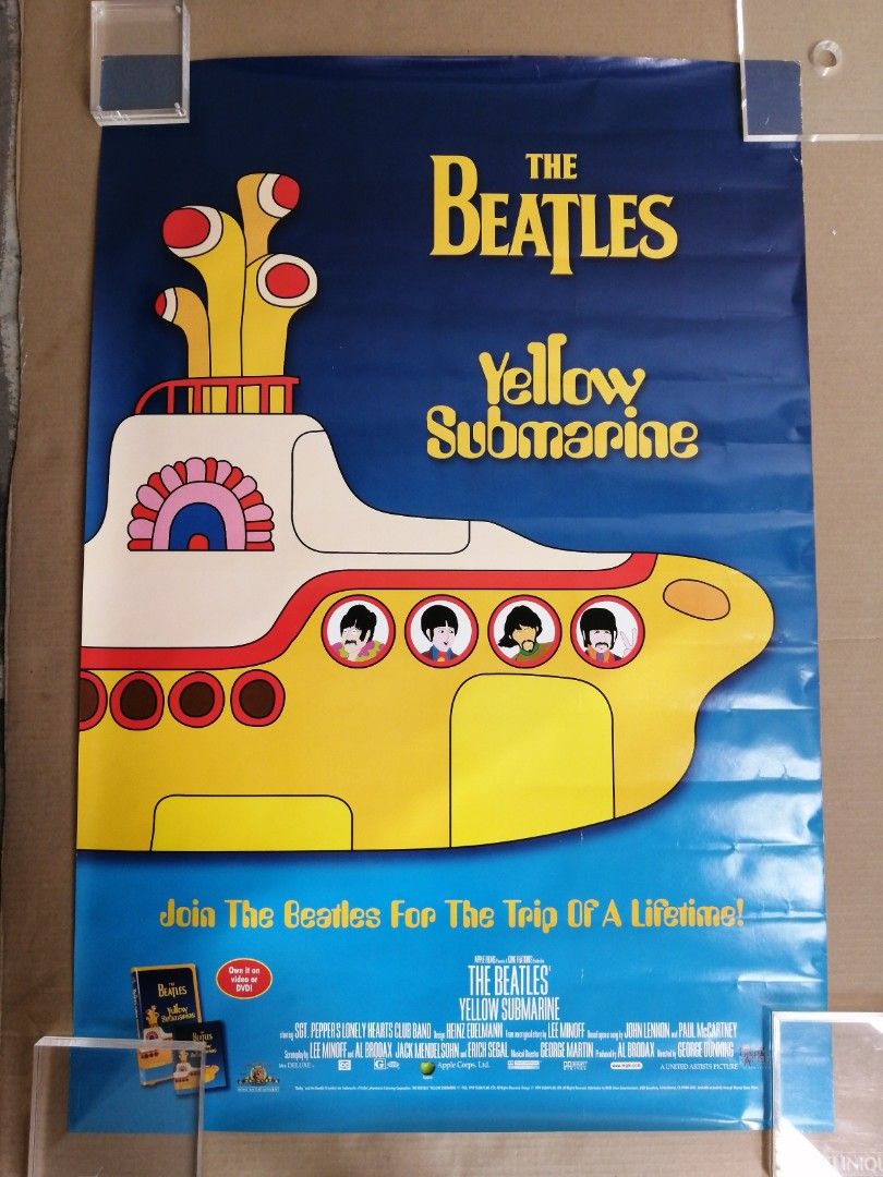 The Beatles Yellow Submarine Movie Poster 1999, Hobbies & Toys, Memorabilia & Collectibles