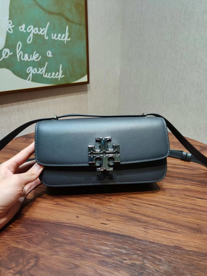 Tory Burch Robinson Open Dome Satchel, Black/001 - Authentic, Luxury, Bags  & Wallets on Carousell