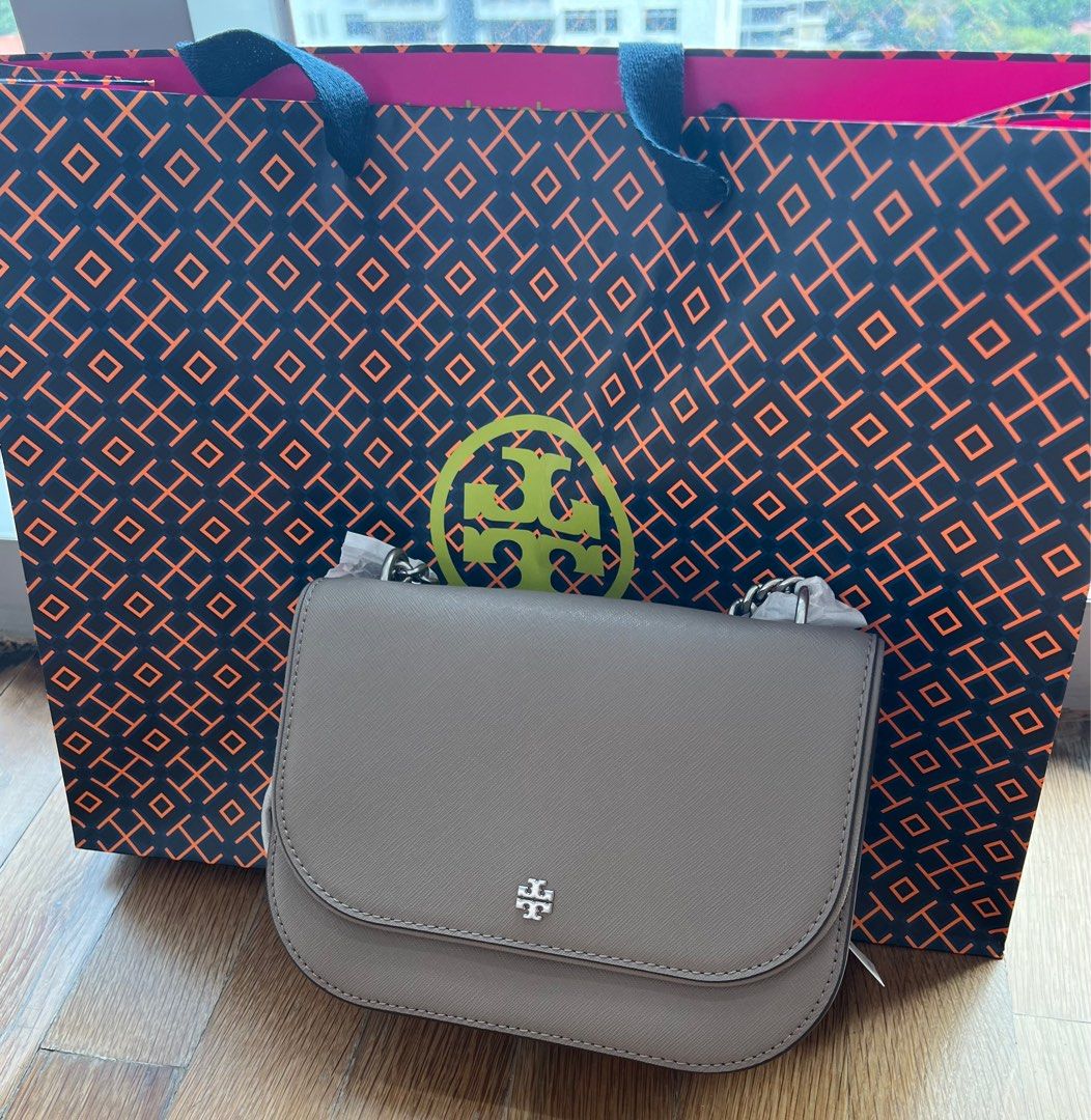 TORY BURCH EMERSON TOP ZIP TOTE, Luxury, Bags & Wallets on Carousell