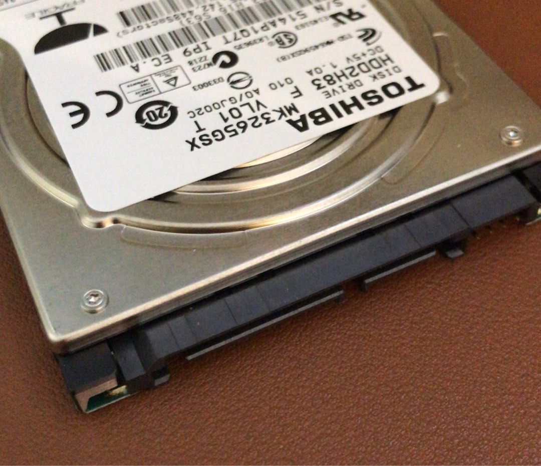 Toshiba SATA Internal Hard Disk Drive 320 GB, Computers