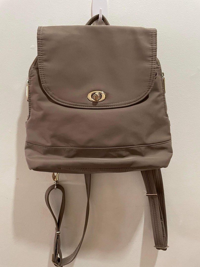 Travelon Anti Theft Tailored Backpack