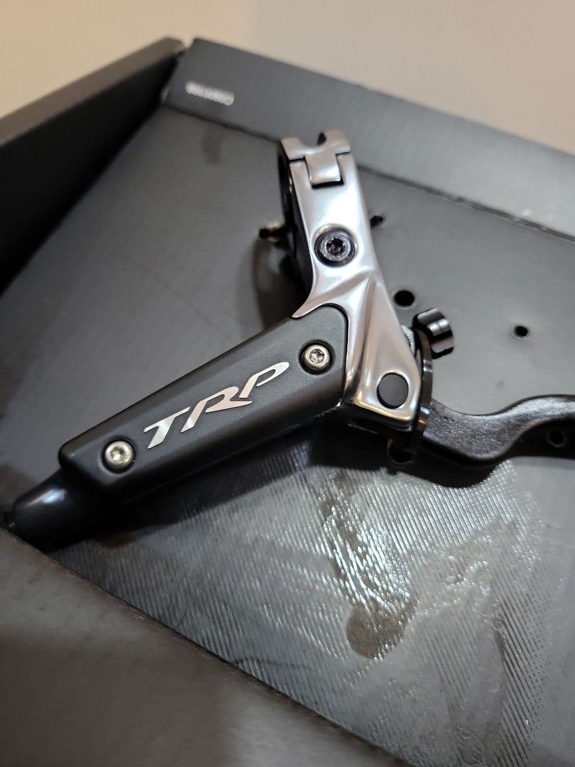 TRP DHR EVO brakeset, Sports Equipment, Bicycles & Parts, Parts