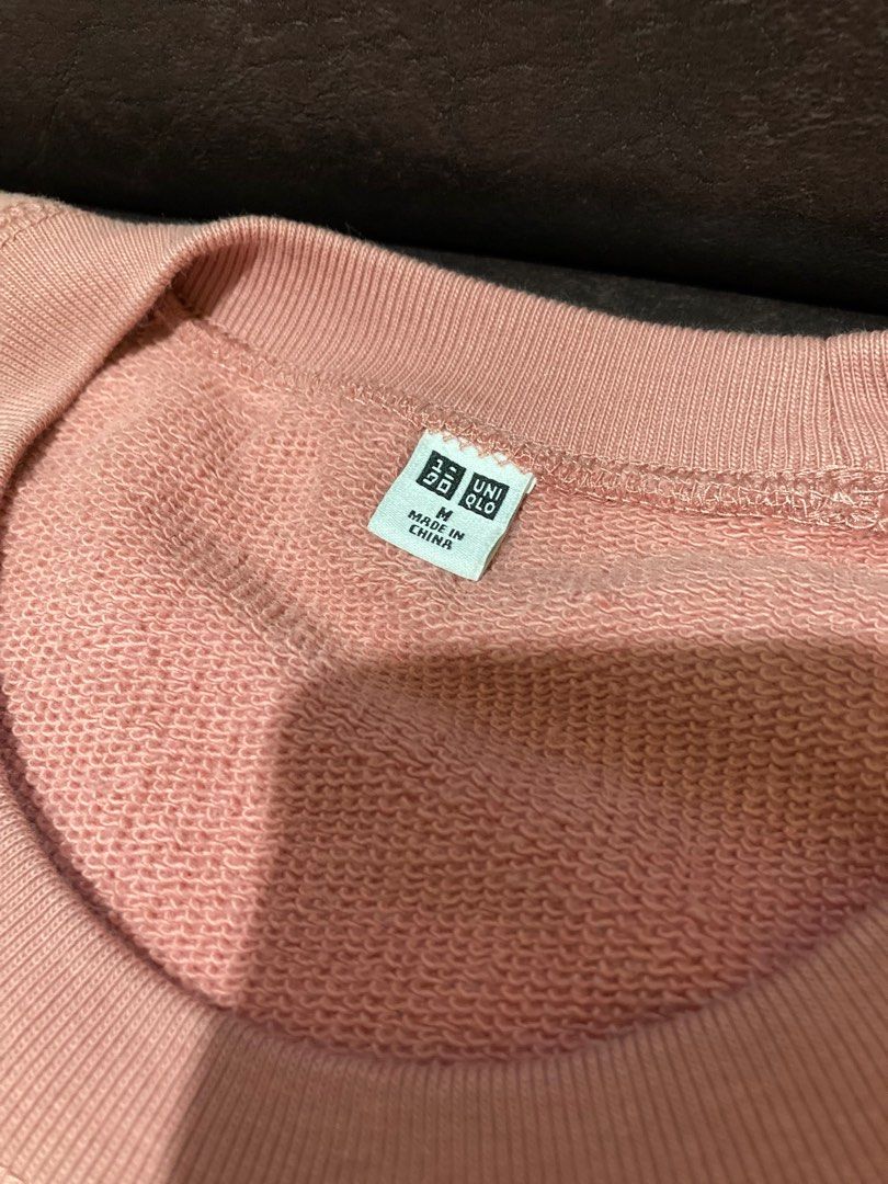 Uniqlo crew neck long sleeve (Category: Longsleeves) located in Caloocan City. Submitted by popskie (Listing ID 1225047552, Image 3). Description: Size Medium women Used 2x .