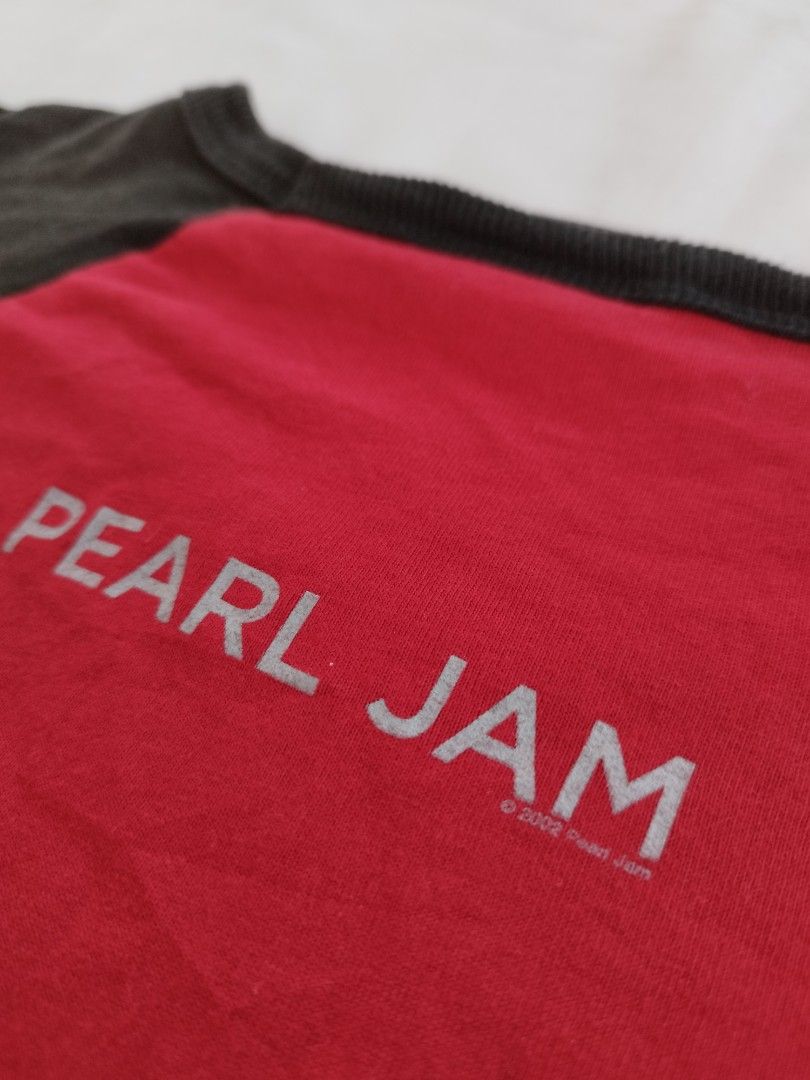 VINTAGE 2002 PEARL JAM BAND TSHIRT, Men's Fashion, Tops & Sets