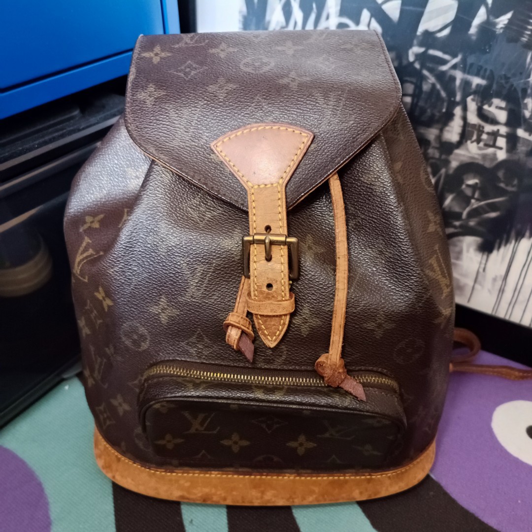 Authentic LV backpack in monogram gm(preloved)