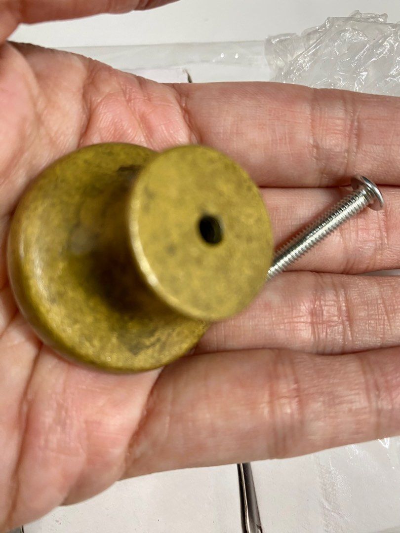 Vintage knobs, Furniture & Home Living, Furniture, Other Home Furniture