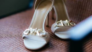 (Category: ) located in . Submitted by hers.closet101 (Listing ID 1224975882, Image 1). Description: .