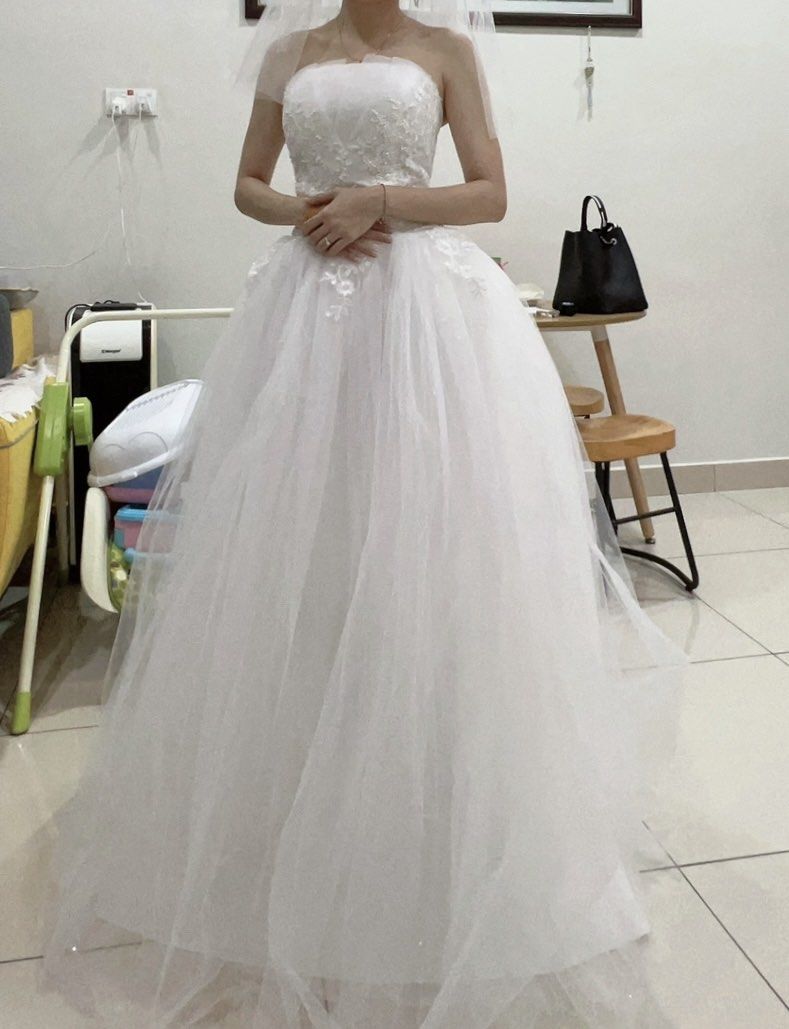 White slim wedding discount dresses