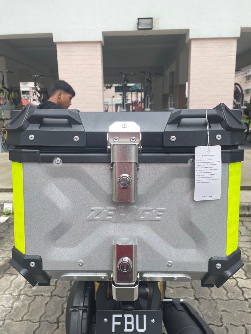 ZEDGE Top Box 45L, Motorcycles, Motorcycle Accessories on Carousell
