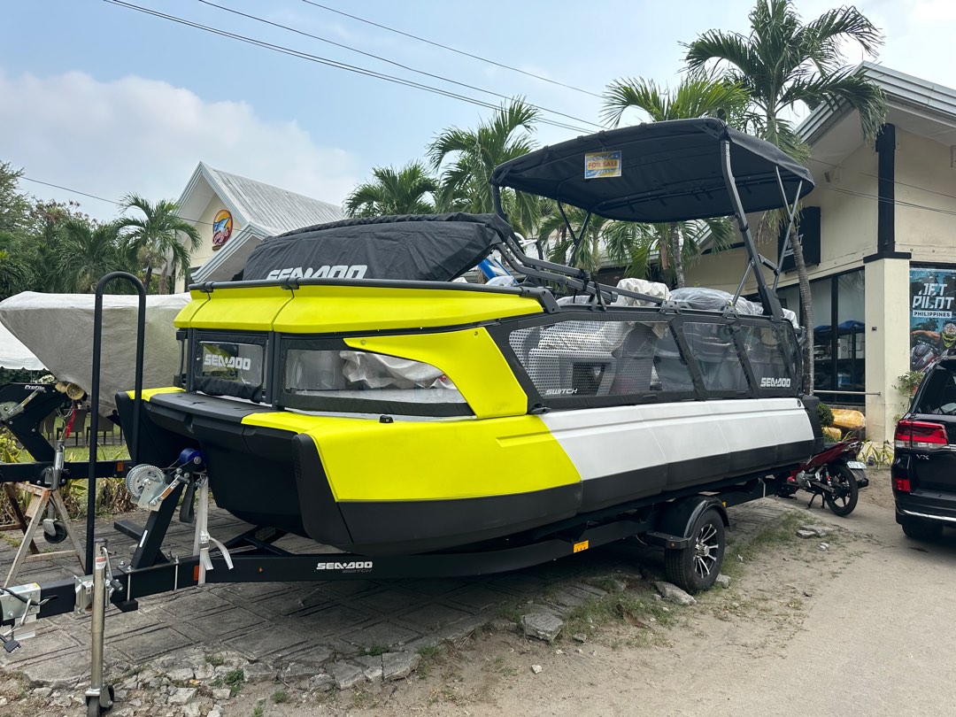 2023 Seadoo Switch Cruise 170hp, Special Vehicles, Boats and Aircrafts