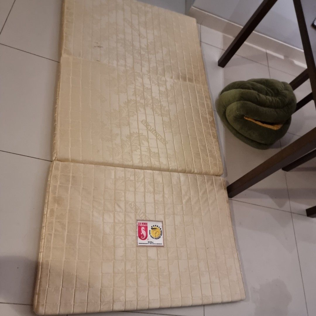2nd hand foldable mattress as shown in photo, Furniture & Home Living