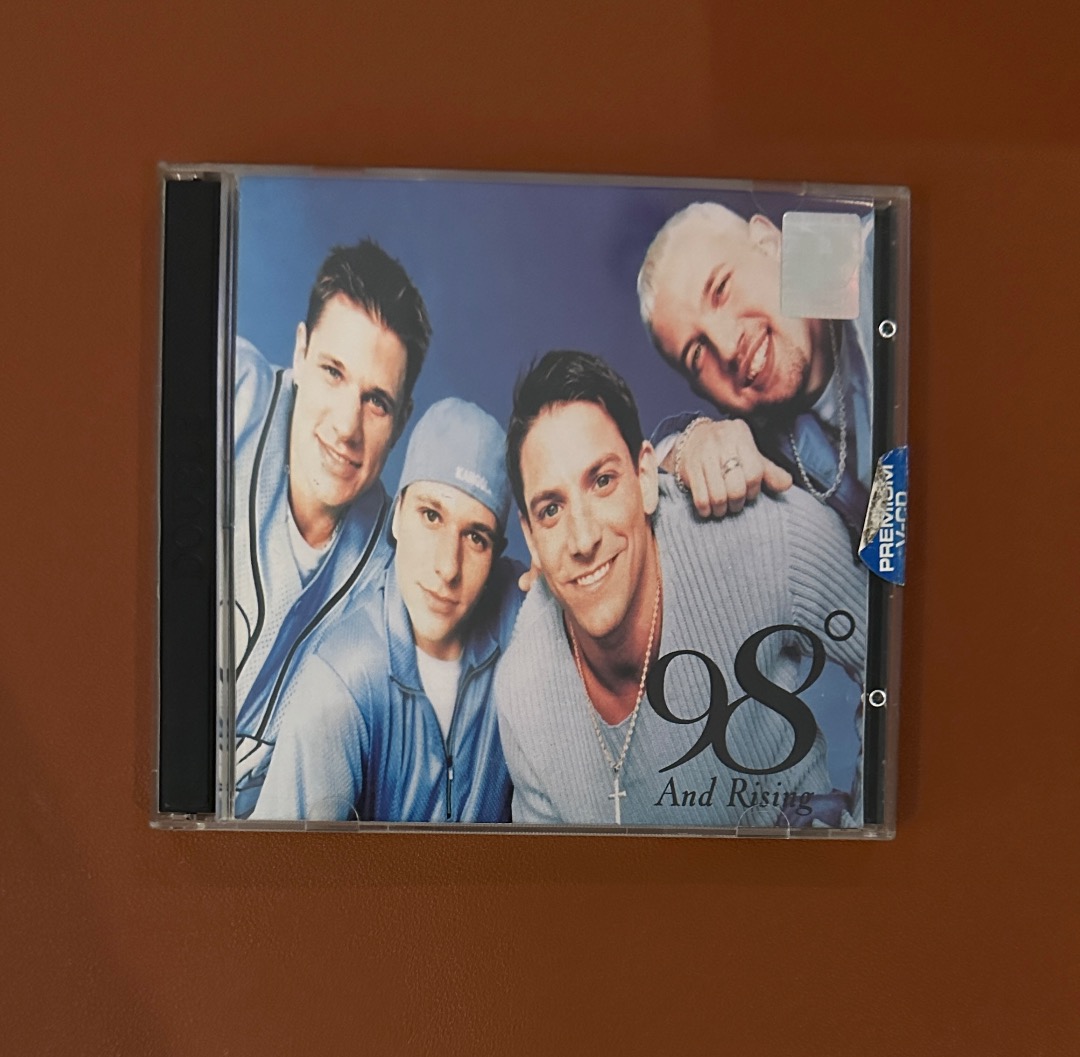 98 Degrees And Rising CD, Hobbies & Toys, Music & Media, CDs